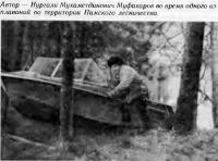 Нургали Муфахаров во время плавания по территории Пимского лесничества