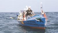 Джим Шекдар покидает порт Ило 29 июня 2000 г.