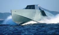 Создатели моторной яхты не теряют надежды достичь скорости "морская миля в минуту"