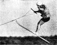 В воздухе чемпионка страны по прыжкам И. Мейя