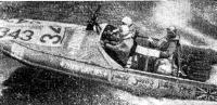Знаменитая надувная лодка — участник обоих крупнейших английских марафонов