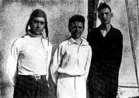 1946 г. Победители гонки. Крайний слева — рулевой Тимир Пинегин