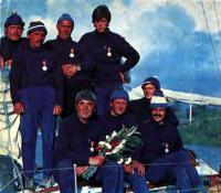 Экипаж «Рицы» при возвращении яхты в родную гавань