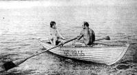 Лодка Фан-дер-Флита с двумя пассажирами