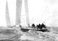 Яхты на выходе из пролива Те-Солент