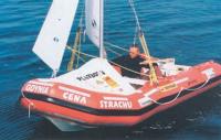 Аркадиуш Павелки на 4.5-метровой резиновой лодке
