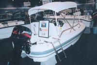 Лодка «Boston Whaler-Impact»