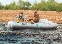 Лодка «Фрегат R-280» на воде