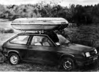 Лодка «Витязь» на крыше автомобиля