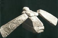 Скульптура каменного гребца