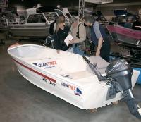 Цена рыболовной лодки «120 Dart» может вызвать только удивление — 500 долл.