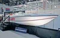 «Hydrolift S-24» изощренная гидродинамика, скандинавский дизайн, скорость «за сотню»