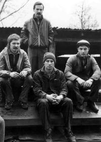 Команда первых гонщиков-испытателей. Слева направо: Борис Клюшников, Алексей Ишутин, Андрей Берницын, Вадим Плиев