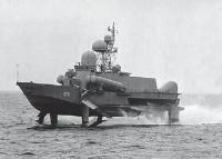 Корабль на глубокопогруженных крыльях «Ураган»