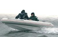 Лодка «SkyBoat-360RC» на ходу