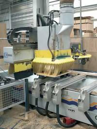 Обработку деревянных деталей ведут станки-автоматы без участия человека