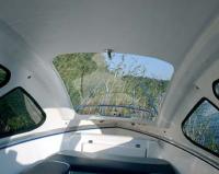 Передняя стойка ограничивает обзор водителя