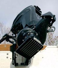 При необходимости часть водоприемника с защитной решеткой нетрудно снять