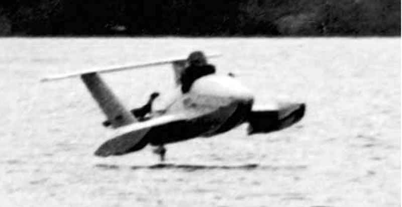 При таких прыжках скутера высота подлетов порой достигала метра, но они не приводили ни к переворотам, ни к снижению скорости