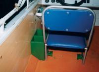 Рис. 11. Сиденье водителя с новыми креплениями и кассетой