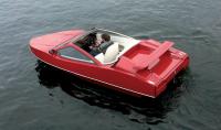Скоростная лодка по мотивам "Lamborghini Countach"
