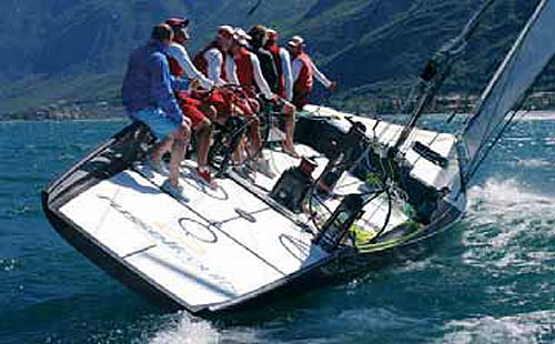 Яхта «Rassell Coutts 44» на воде